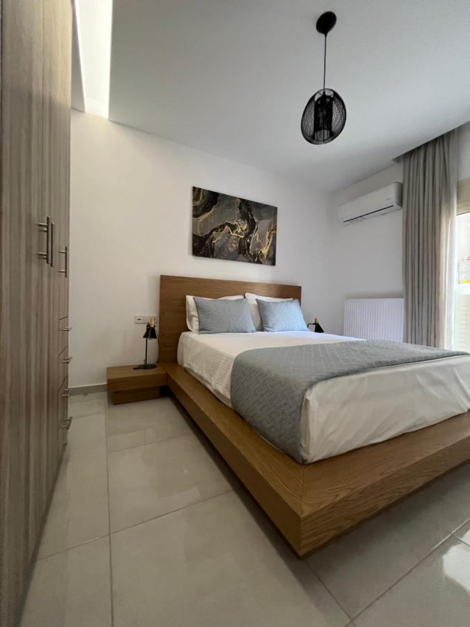 Modern Apartment Close To Airport With Gym And Bbq Heraclión Exterior foto